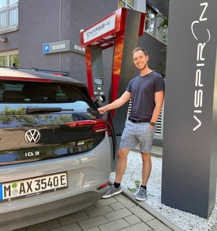 Laden_Andreas Hölzlwimmer ID3 an Charge V Ladesäule
